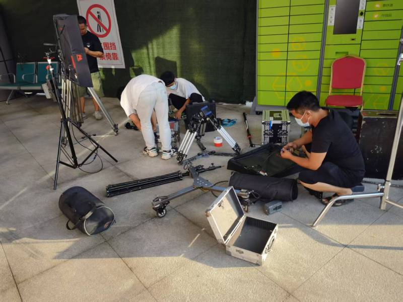 如何拍红原县企业宣传片稳定拍摄